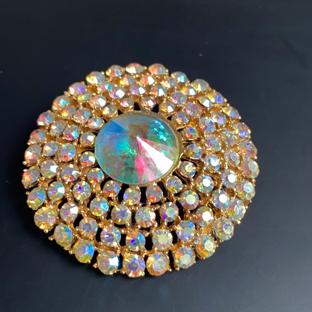 Vintage Weiss Flower Rhinestones Brooch 93$
